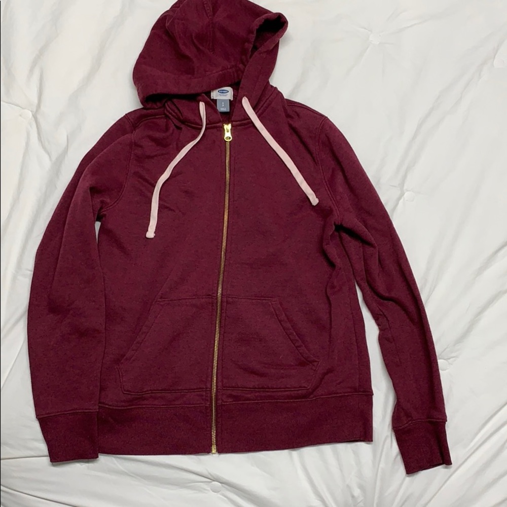 maroon zip up